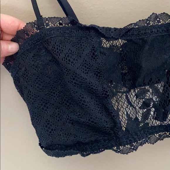 VS Black Lace Bralette - Picture 2 of 4